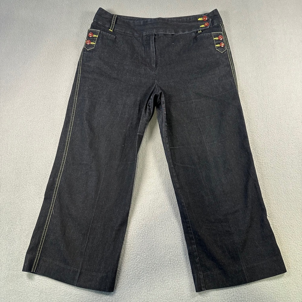 Larry Levine Stretch Dark Wash Capri Jeans Red Button Nautical Accent Size 4